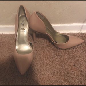 East 5th beige heels